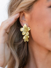 Fashionable Flower-Shaped Earrings