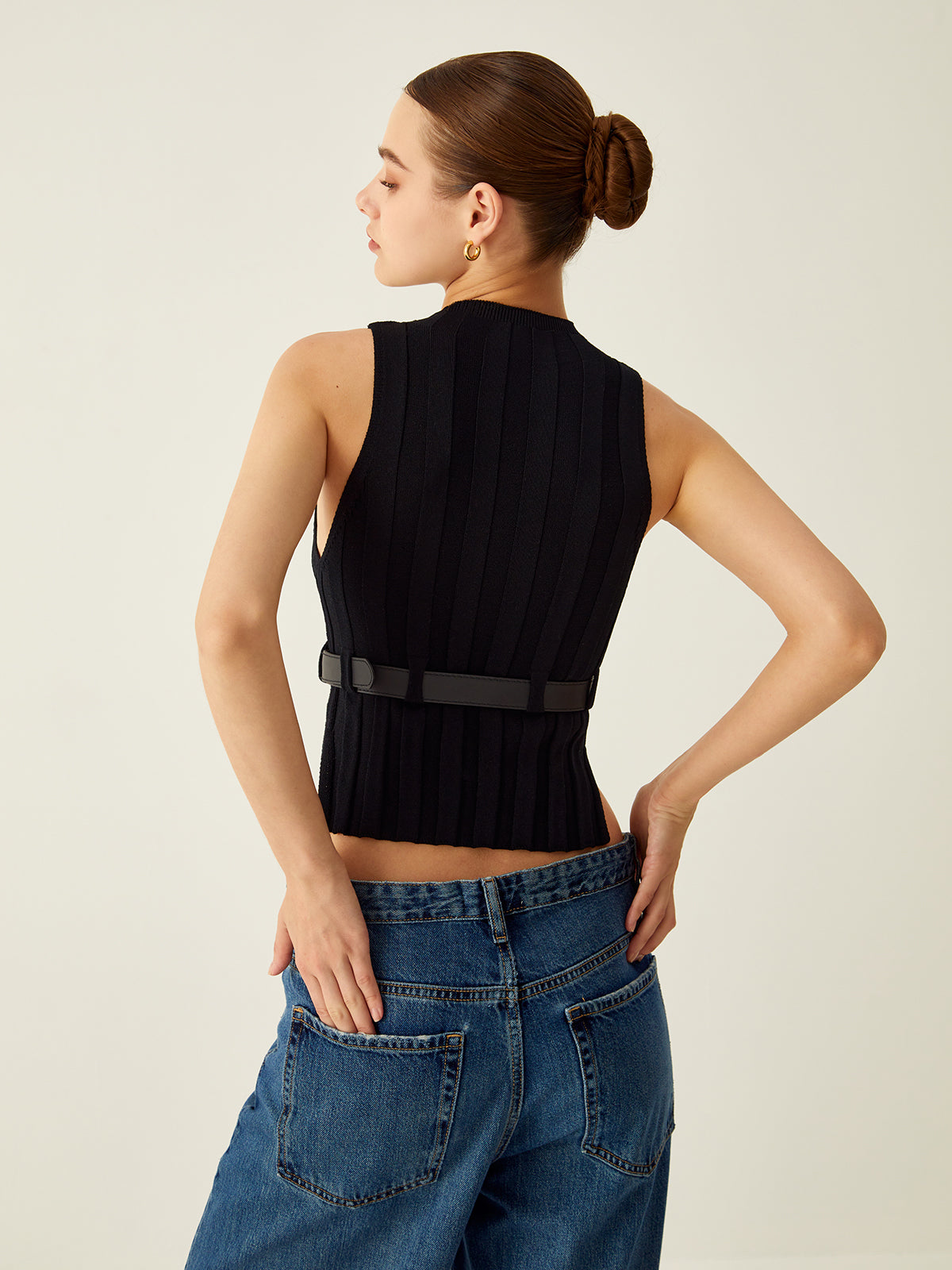 Ribbed Mock Neck Tank Top With Leather Belt