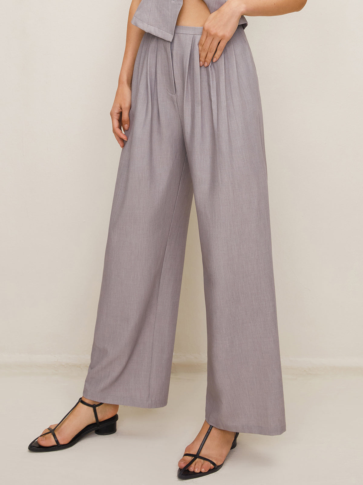 Pleated Sleeveless Plain Pants Set