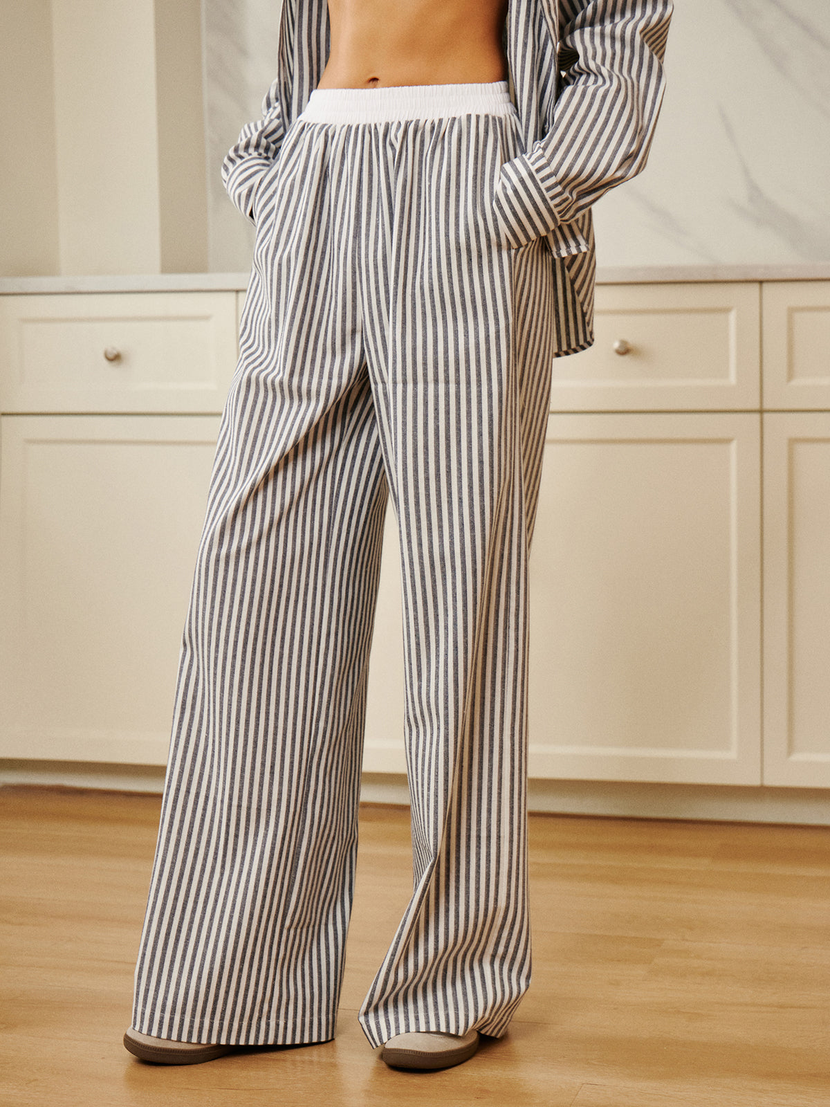 Pinstripe Contrast Binding Wide Leg Pants