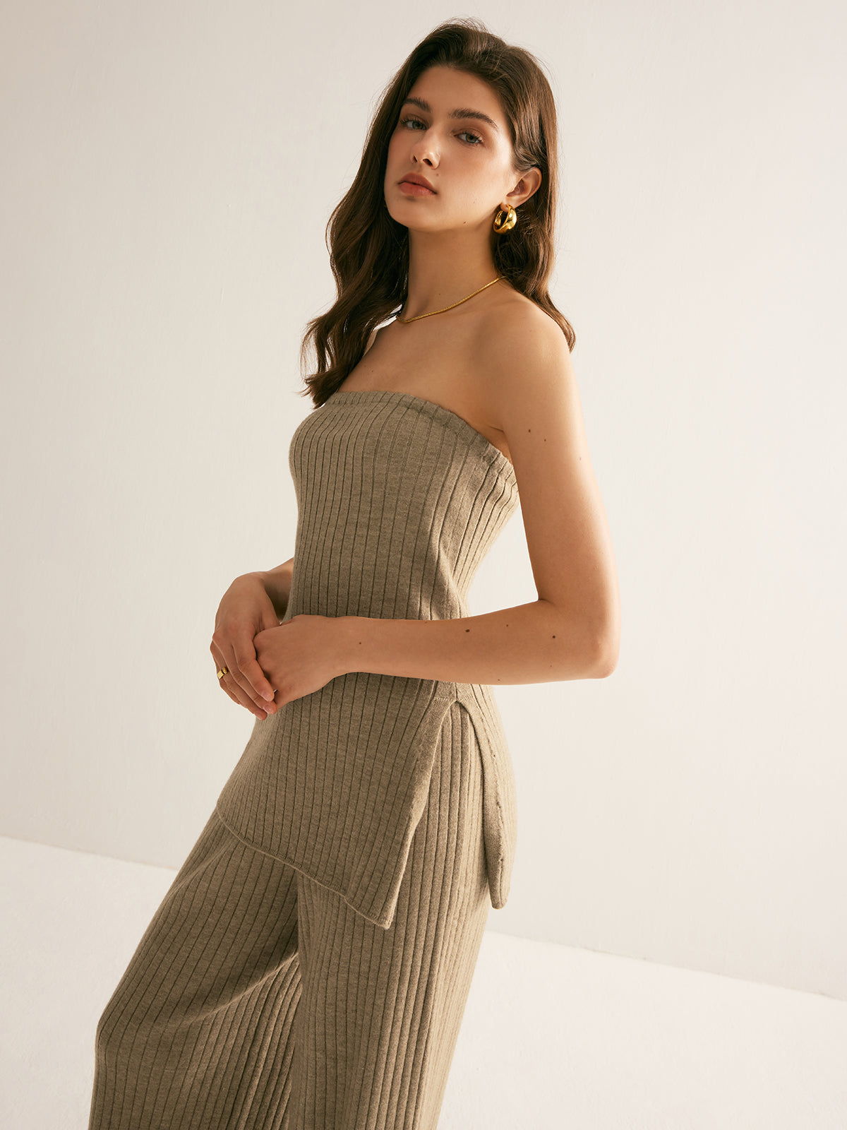 Ribbed Strapless Slit Sweater Vest