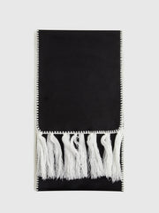 Contrast Trim Tassel Scarf