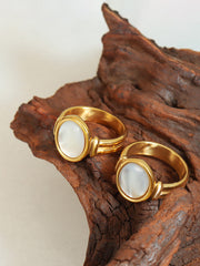 Elegant White Sea Shells Ring