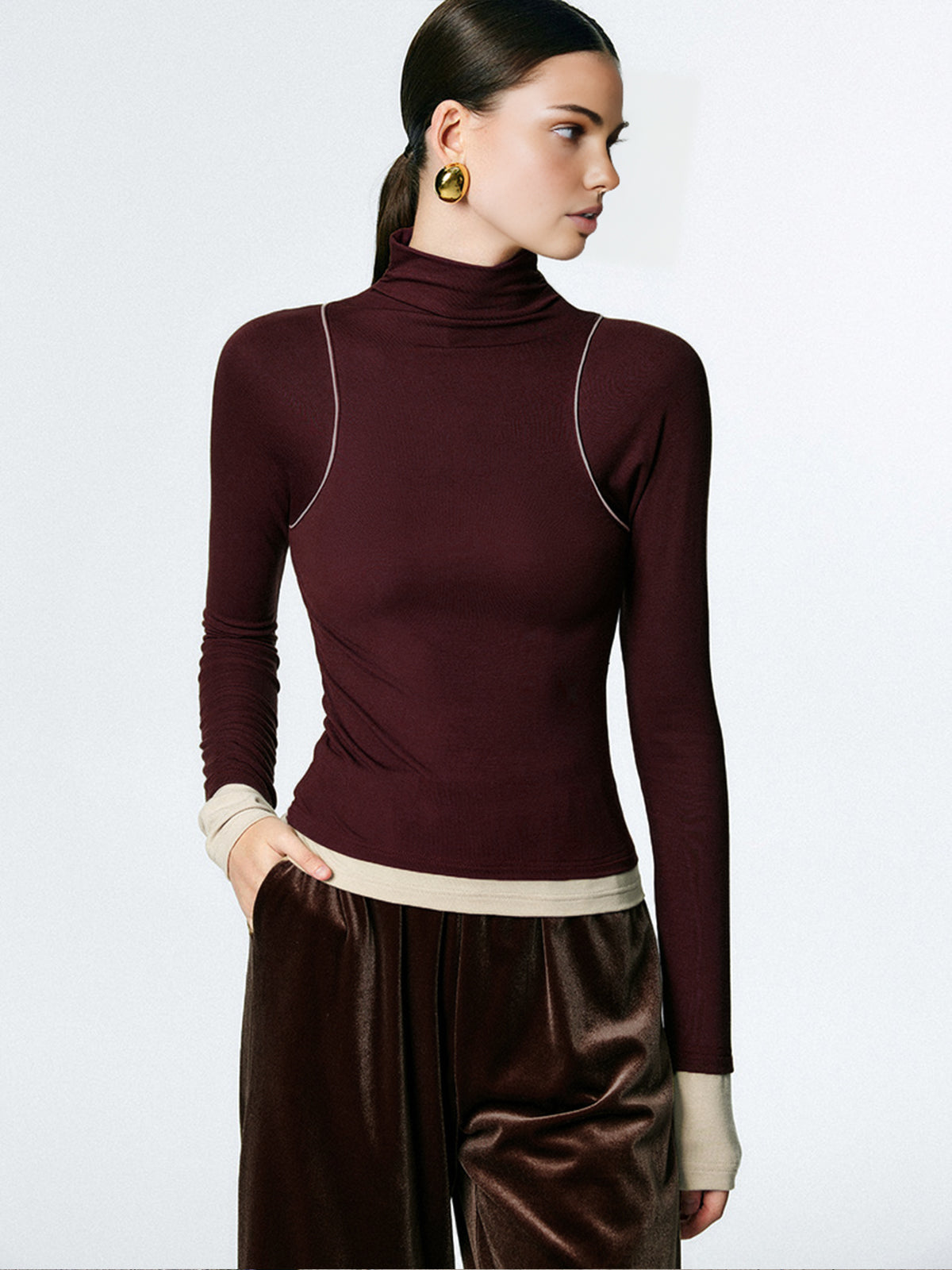 Mock Neck Contrast Binding Jersey Top