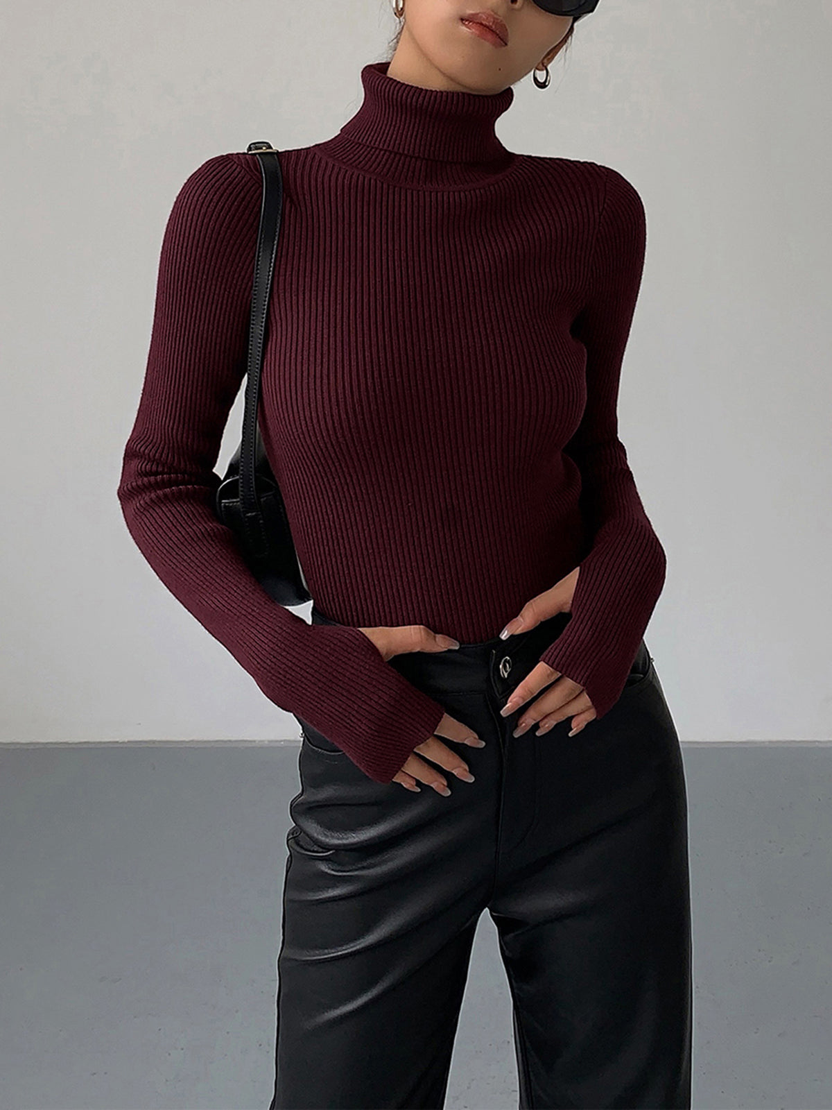 Minimalist Turtleneck Slim Knit Top