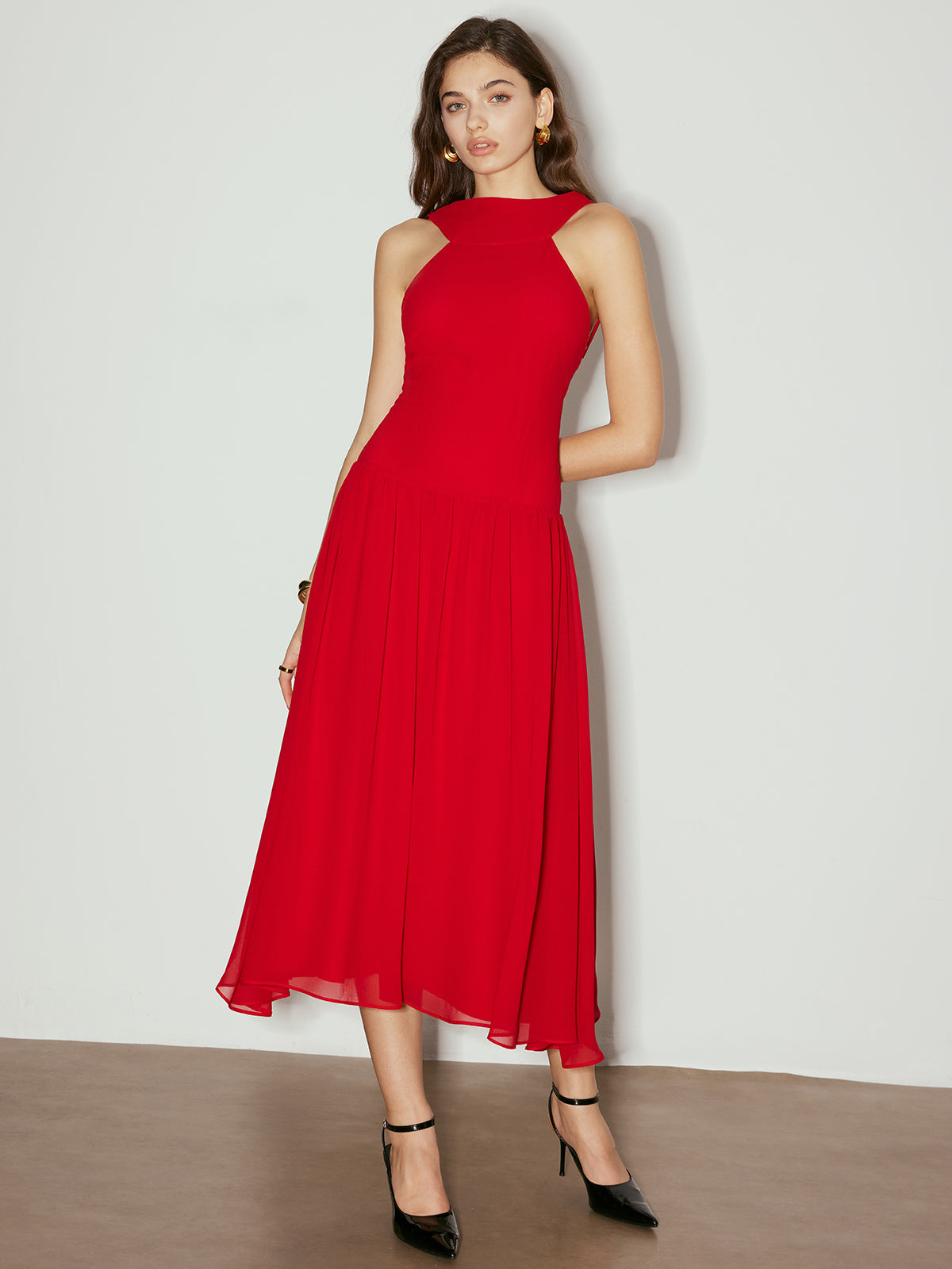 Backless Sleeveless Chiffon Panel Dress
