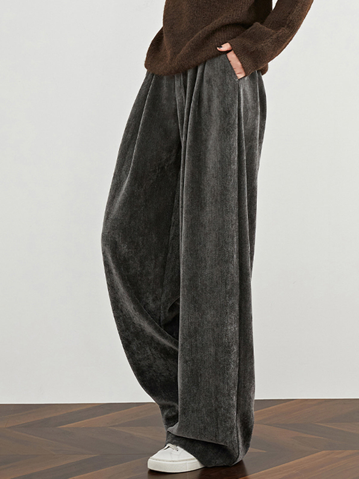 Velvet Wide-Leg Pants